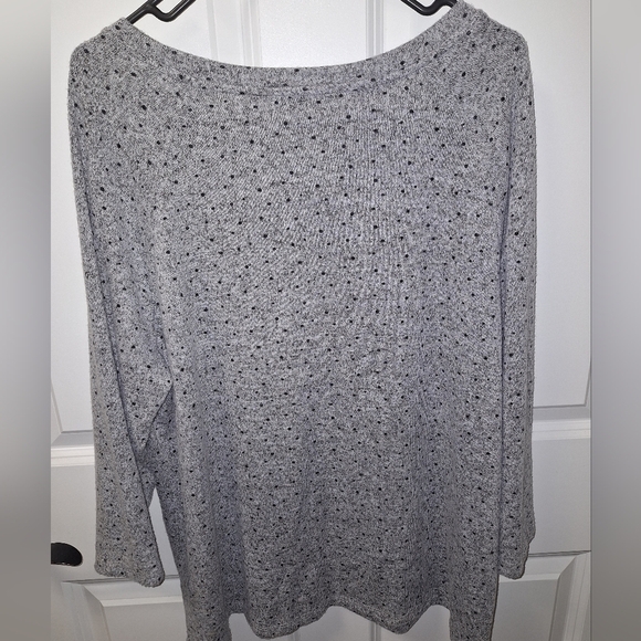 A Magical Season long sleeve Christmas sweater in a ladies size 1X. - Picture 4 of 6